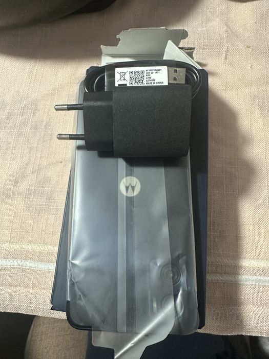 Telefon Motorola e 22