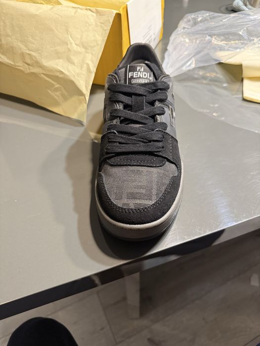 fendi low top sneakers