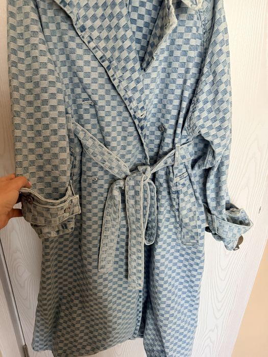 Hugo дънков тренч