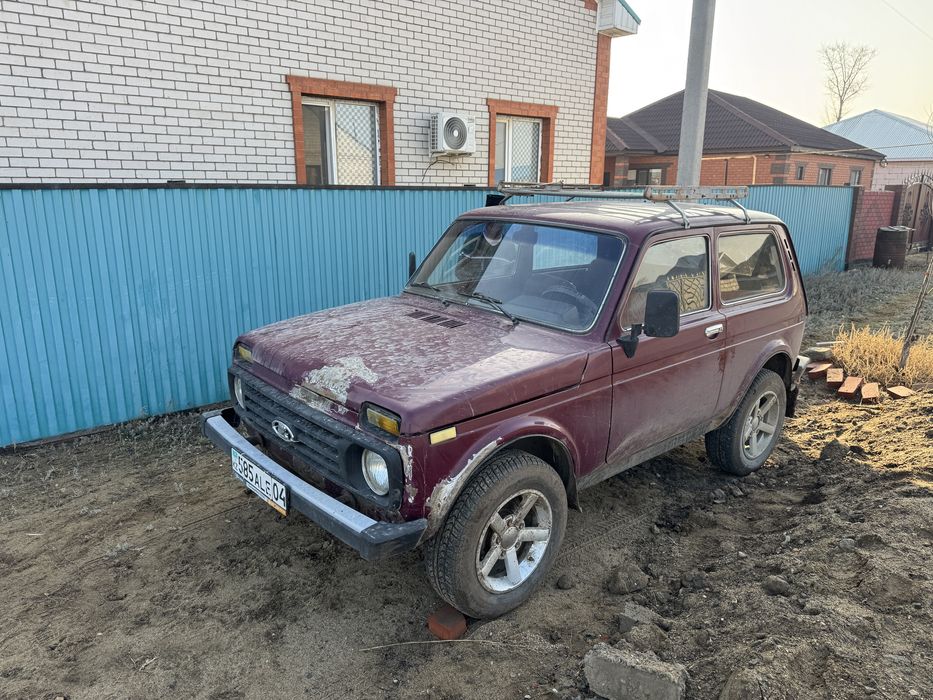 Нива  2121 машина