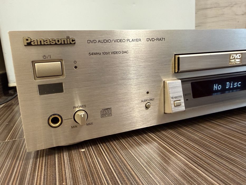 Panasonic DVD-RA71
