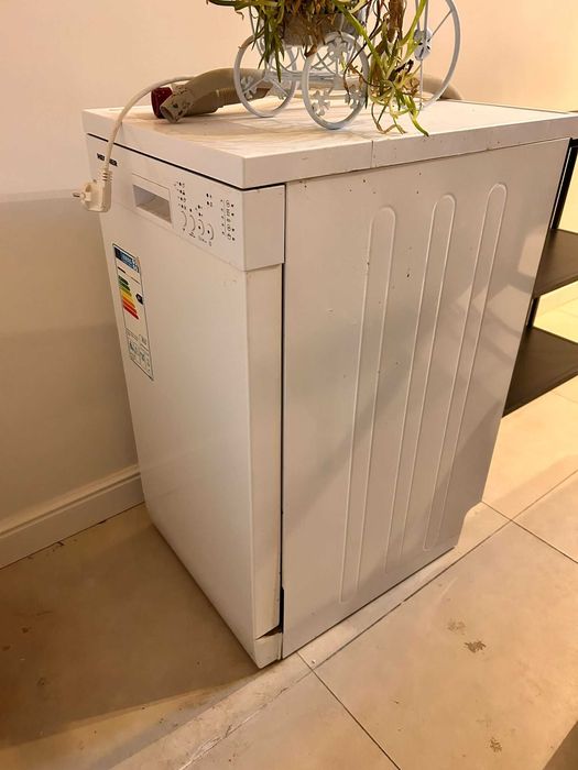 Masina spalat vase Heinner