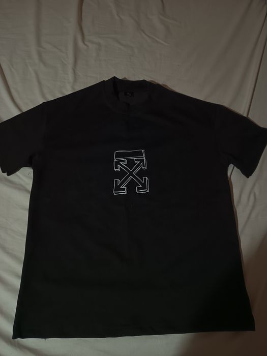 Tricou Negru cu model