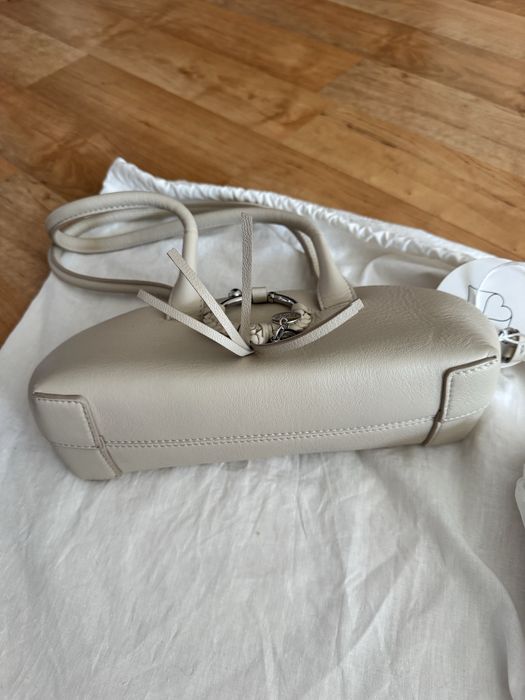 See by Chloé Geanta  Joan