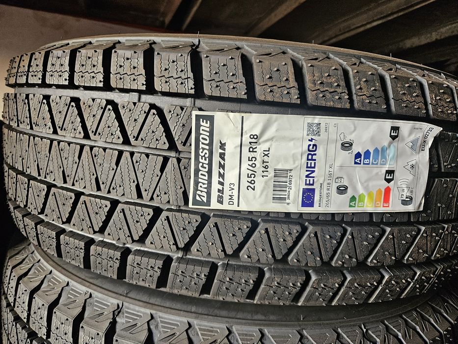 265/65R18 Bridgestone DM-V3