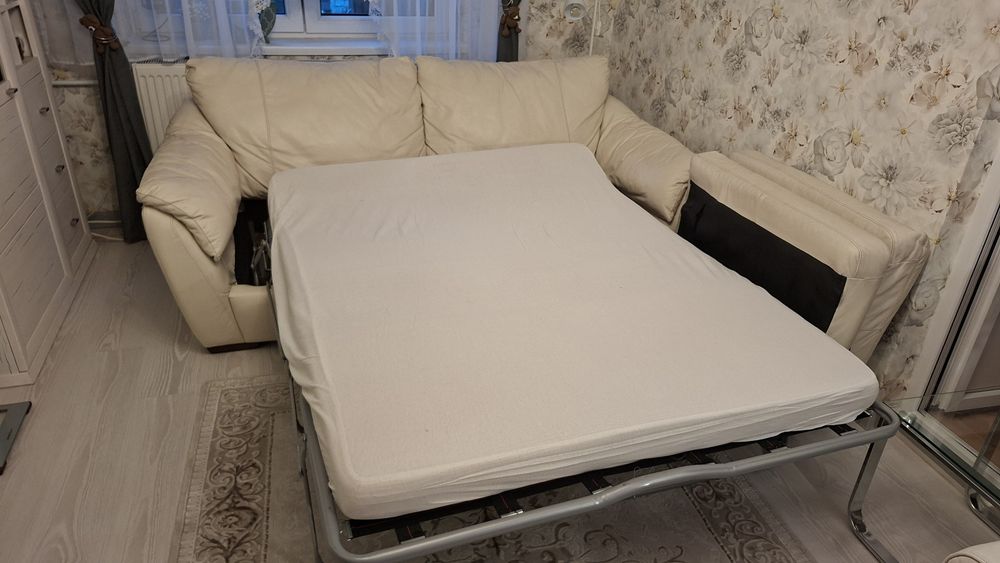 Canapea piele extensibila Ikea