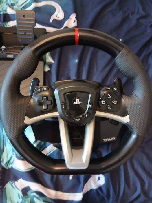 Vând volan Hori Apex Racing compatibil cu PC/PS4/PS5