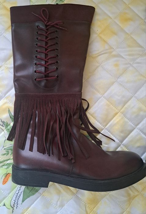 Дамски кожени ботуши