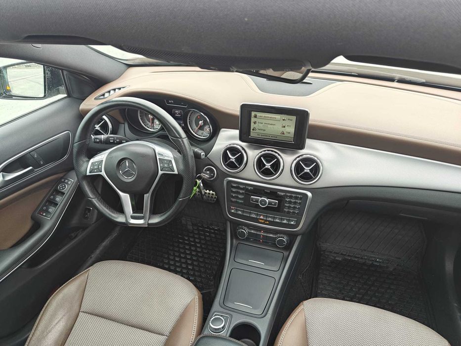 Mercedes Gla 220 4Matic Automat Edition1 Panoramic