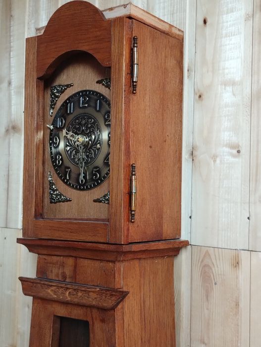 Ceas vintage cu pendul