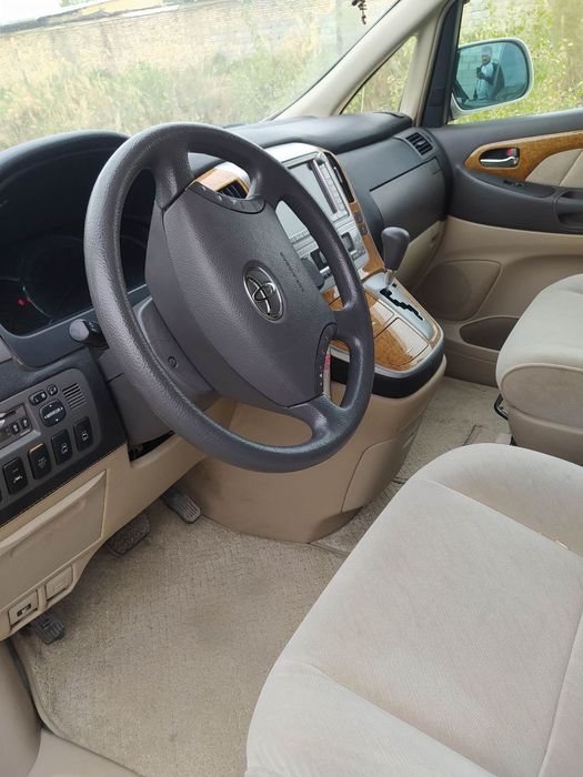 Тойота алфард сотилади