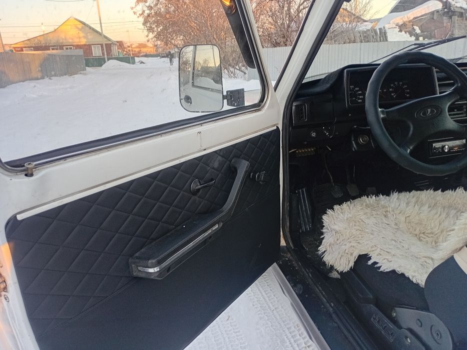 Продам автомобиль нива