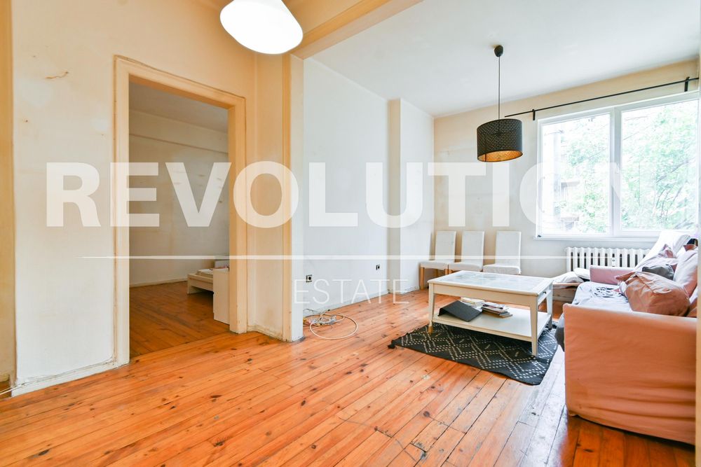 Продава се Тристаен апартамент в София, Център - 82 кв.м за 2869 €/кв.м - Снимка #1