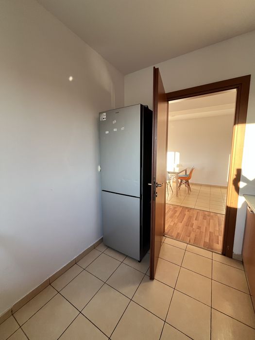 Inchiriez apartament 2 camere Confort City