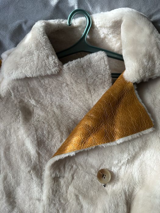 Продам женскую дубленку