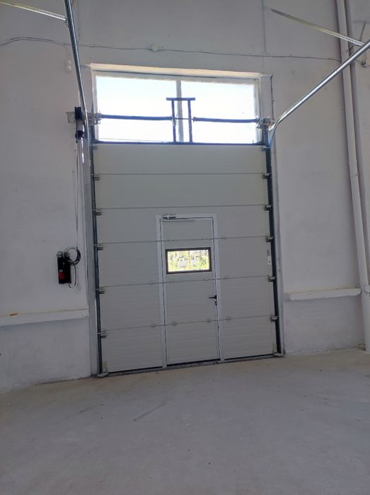 Vanzare teren 21.928 mp și cladiri  3.407 mp depozitare/productie/biro