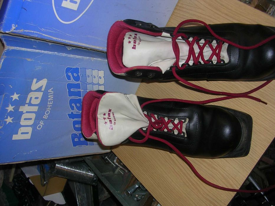 СКИ за бягане 2чф щеки 1чф.обувки