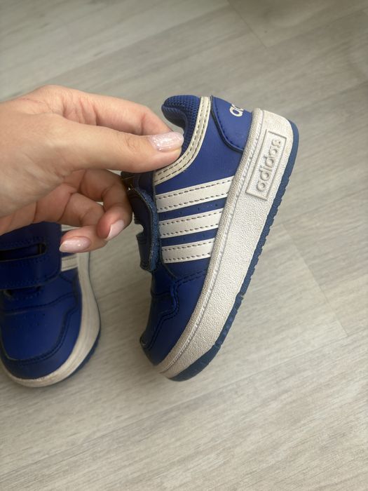 Vand adidasi Adidas, marimea 23