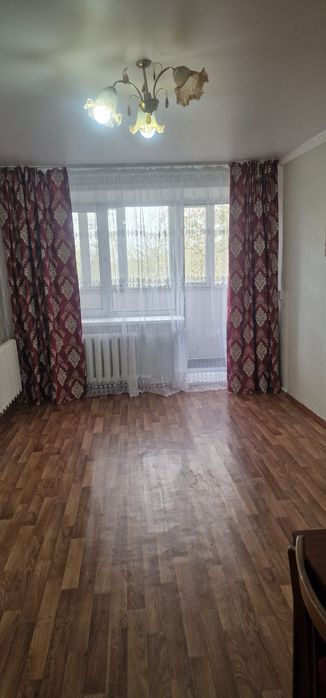 1 бөлме жалға беріледі