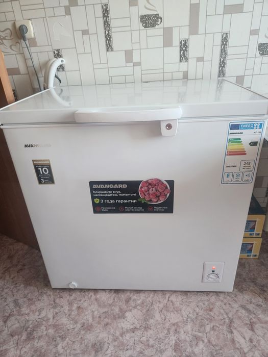 Продам морозильник