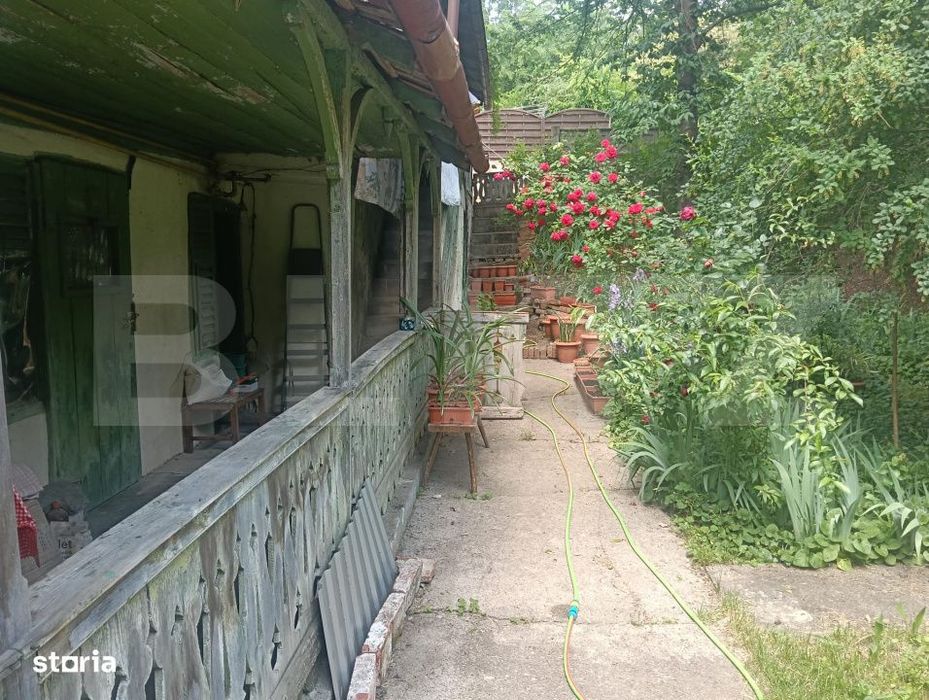 Casa de vanzare, 460 mp, 17 camere, zona Buzias