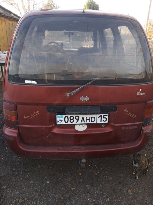 Продам,минибус. Nissan serena девяносто третьего года .