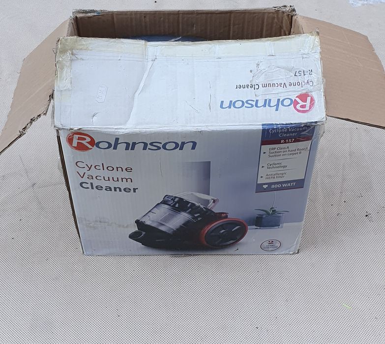Rohnson R‑157 vacuum cleaner