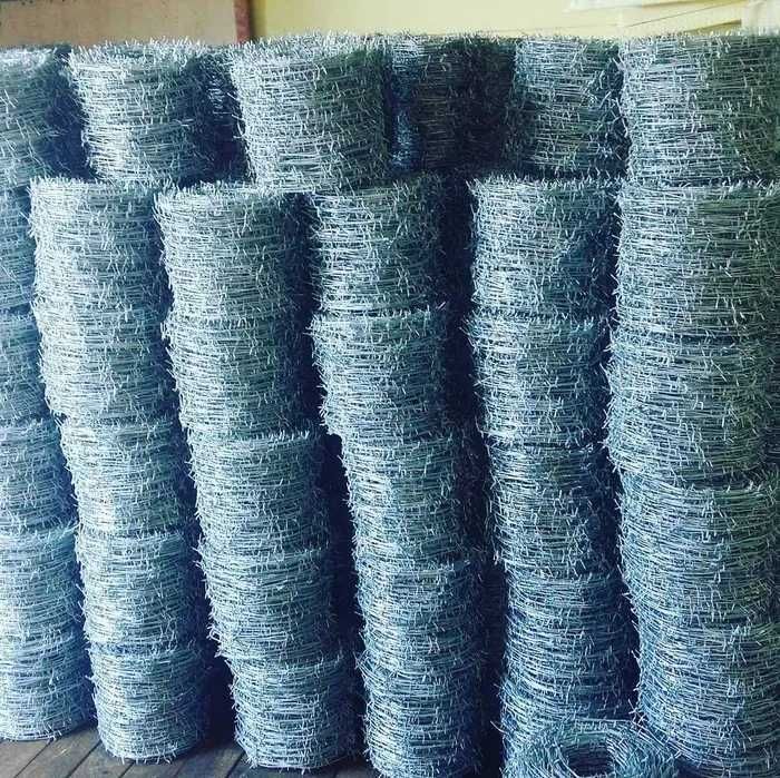 Колючая проволока от производителя.