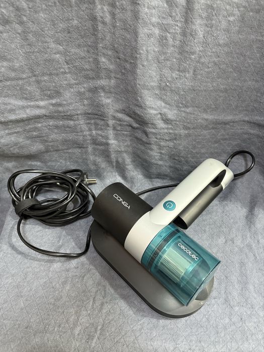 Прахосмукачка против акари Cecotec