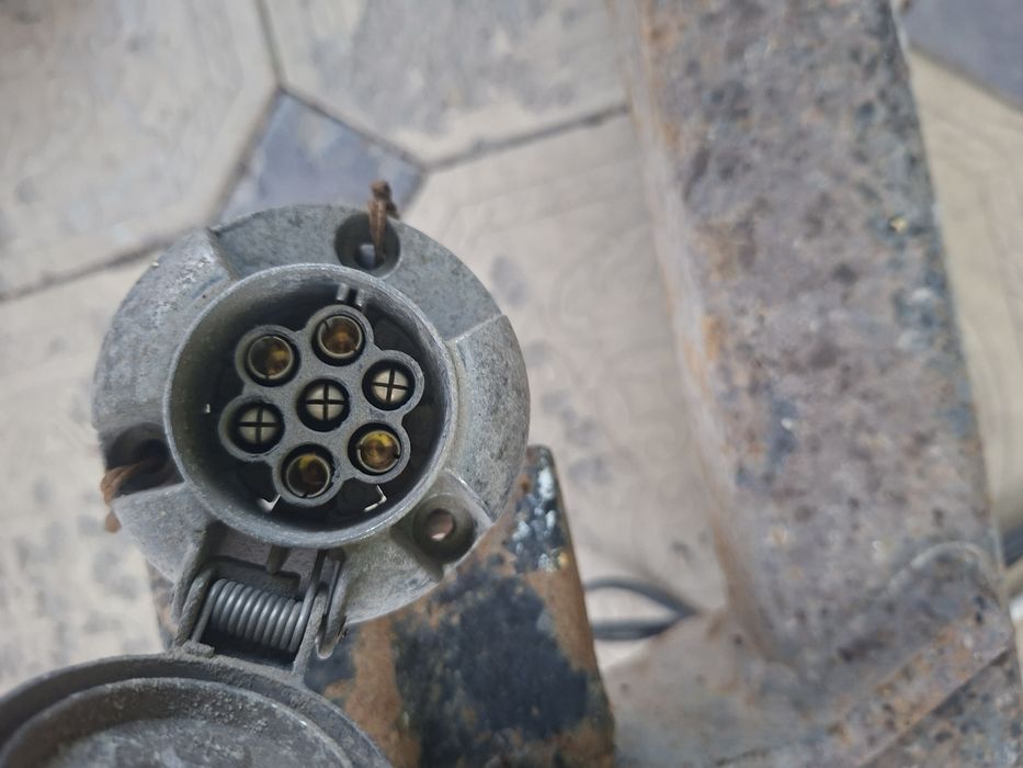 Фаркоп на Пассат Б 6-7