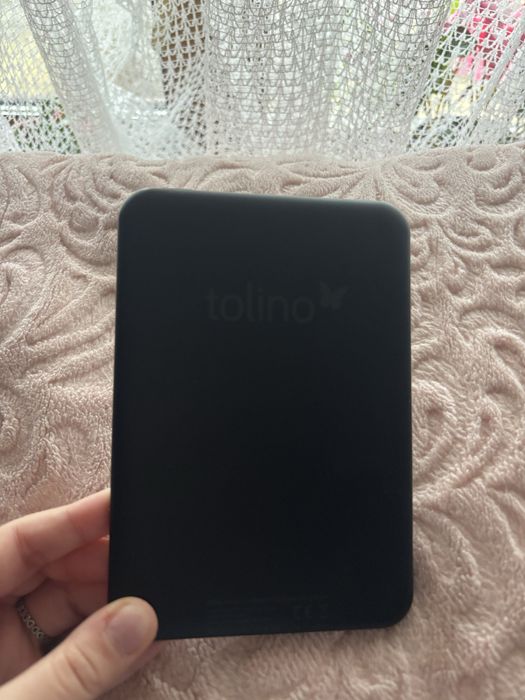 E reader tolino iluminat
