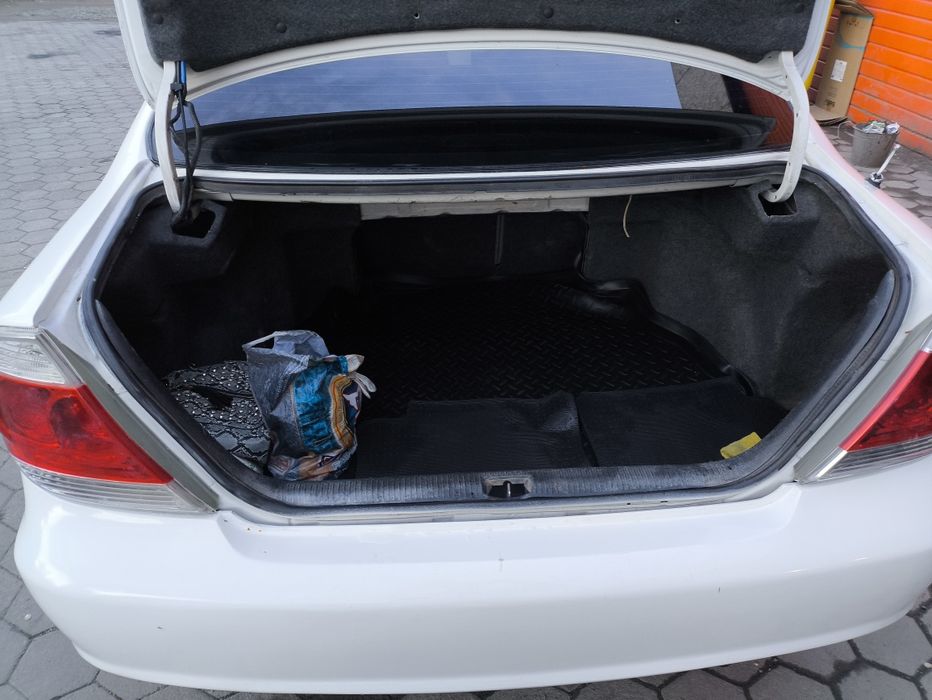 Продам тойота камри 35 или обмен