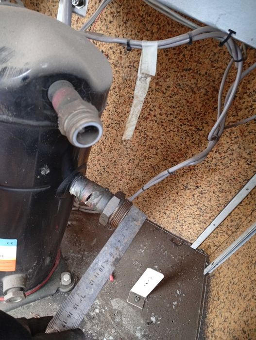 Продам Холодильный Компрессор на 380вольт