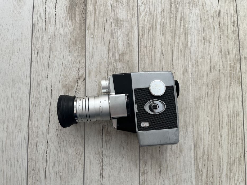 Ретро видеокамера Yashica UL