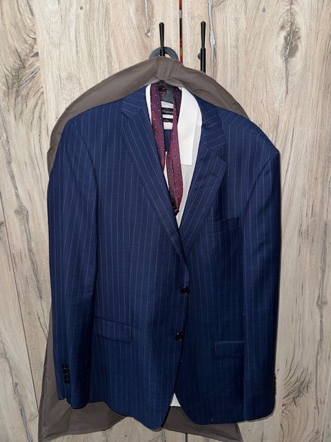 Мужской костюм синий