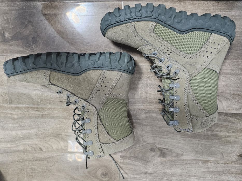 Bocanci militari Rocky nr 35,36-38,39, dimensiune talpic 23,5 si 25 cm