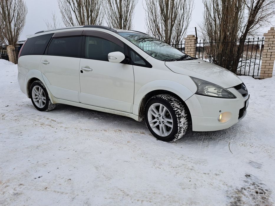 Митсубиши грандис 7 мест
