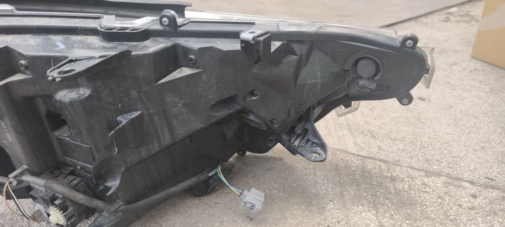 Комплект фарове RAV 4