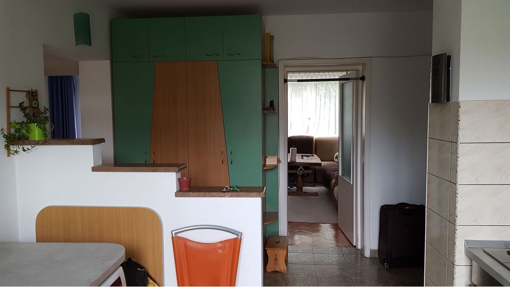 Inchiriez apartament