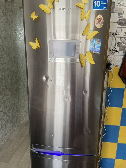 Продам холодильник