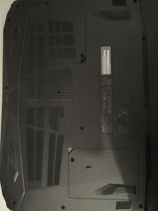 Laptop Gaming Acer Nitro 5 AN515-52