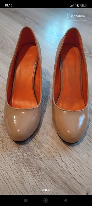 Pantofii mărimea 37