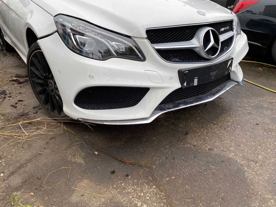 Dezmembrez E class cabrio w207 facelift AMG/bara fata amg/far w207