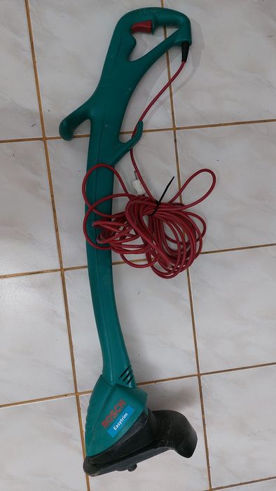 trimmer BOSCH (cositoare iarba)