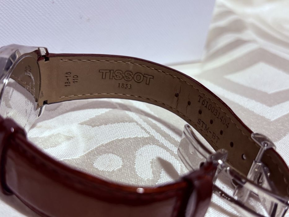 Tissot 1853 Original – Ceas Elvețian Elegant, Culoare Bordo Rară