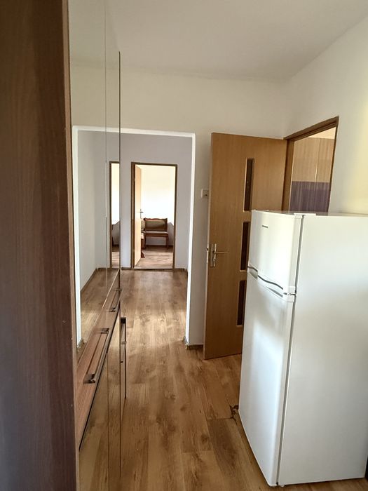 Vand apartament cu 2 camere