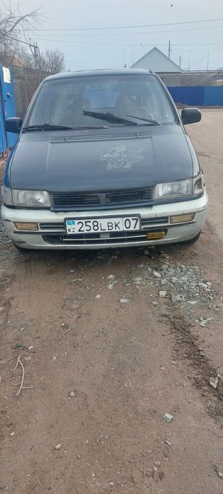 Продам Мицубиси спейс вагон