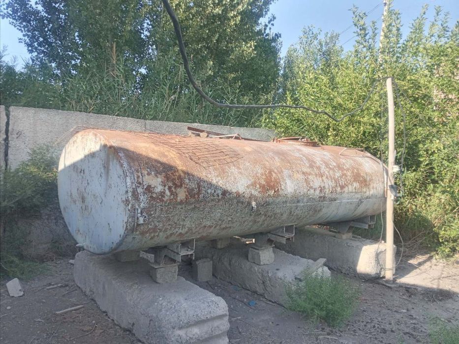 Ёмкость цистерна банка бункер бор