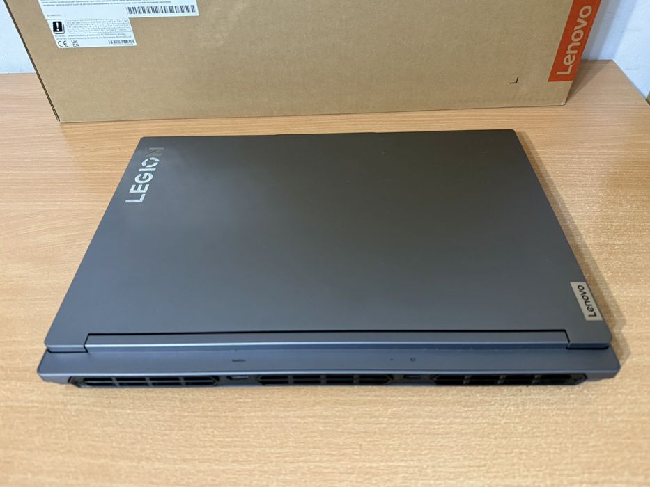 Гейминг лаптоп LENOVO Legion 5 16IRX9 83DG0028BM 16.0 "
