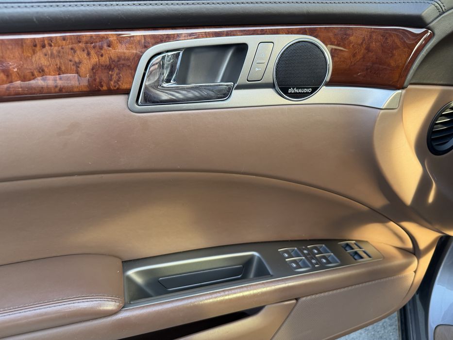 VW Phaeton 3.0d 240к.с. Exclusive / Автомат / Клима / ЛИЗИНГ